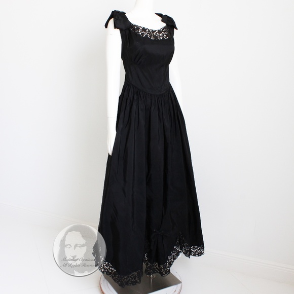 Vintage 40s Party Dress Black Taffeta with Scalloped Lace Hem Irving Detroit - Picture 7 of 14